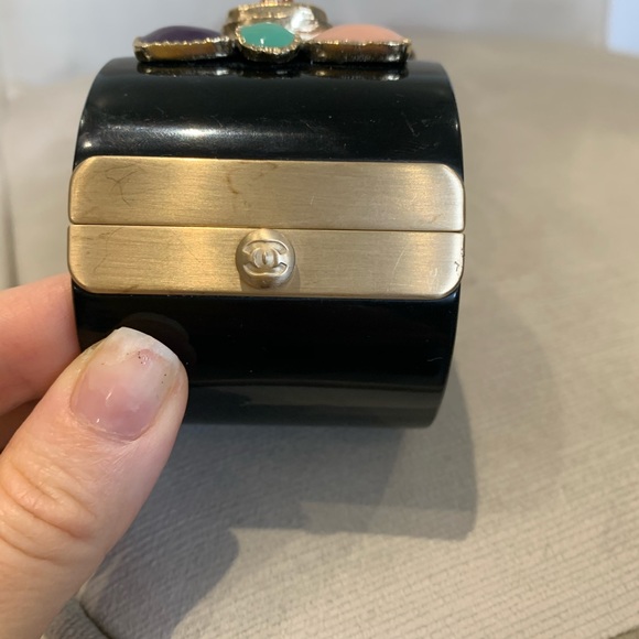 SOLD- CHANEL Rare Multicolor Stone CC Logo - Picture 4 of 10